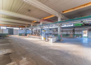 Parcheggio - Capannone CONFALONIERI
 
63, Cassano Magnago - foto 5