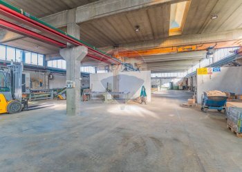 Parcheggio - Capannone CONFALONIERI
 
63, Cassano Magnago - foto 13