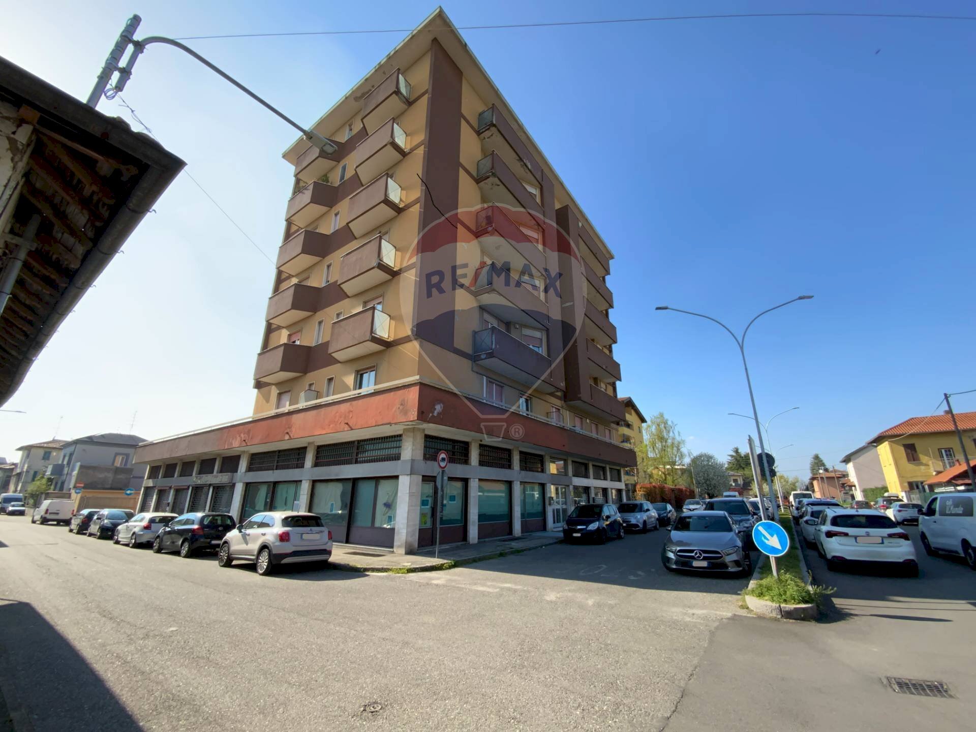 Edificio all\'aperto - Shop Via Burattana
 
1, Busto Arsizio - photo 1