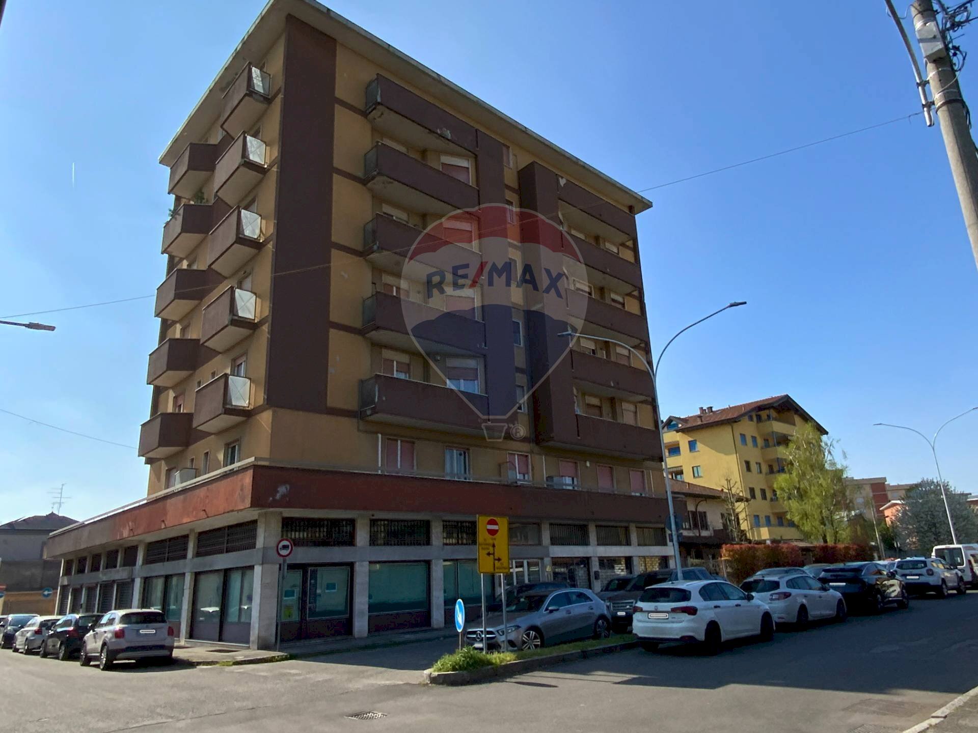 Edificio all\'aperto - Shop Via Burattana
 
1, Busto Arsizio - photo 2