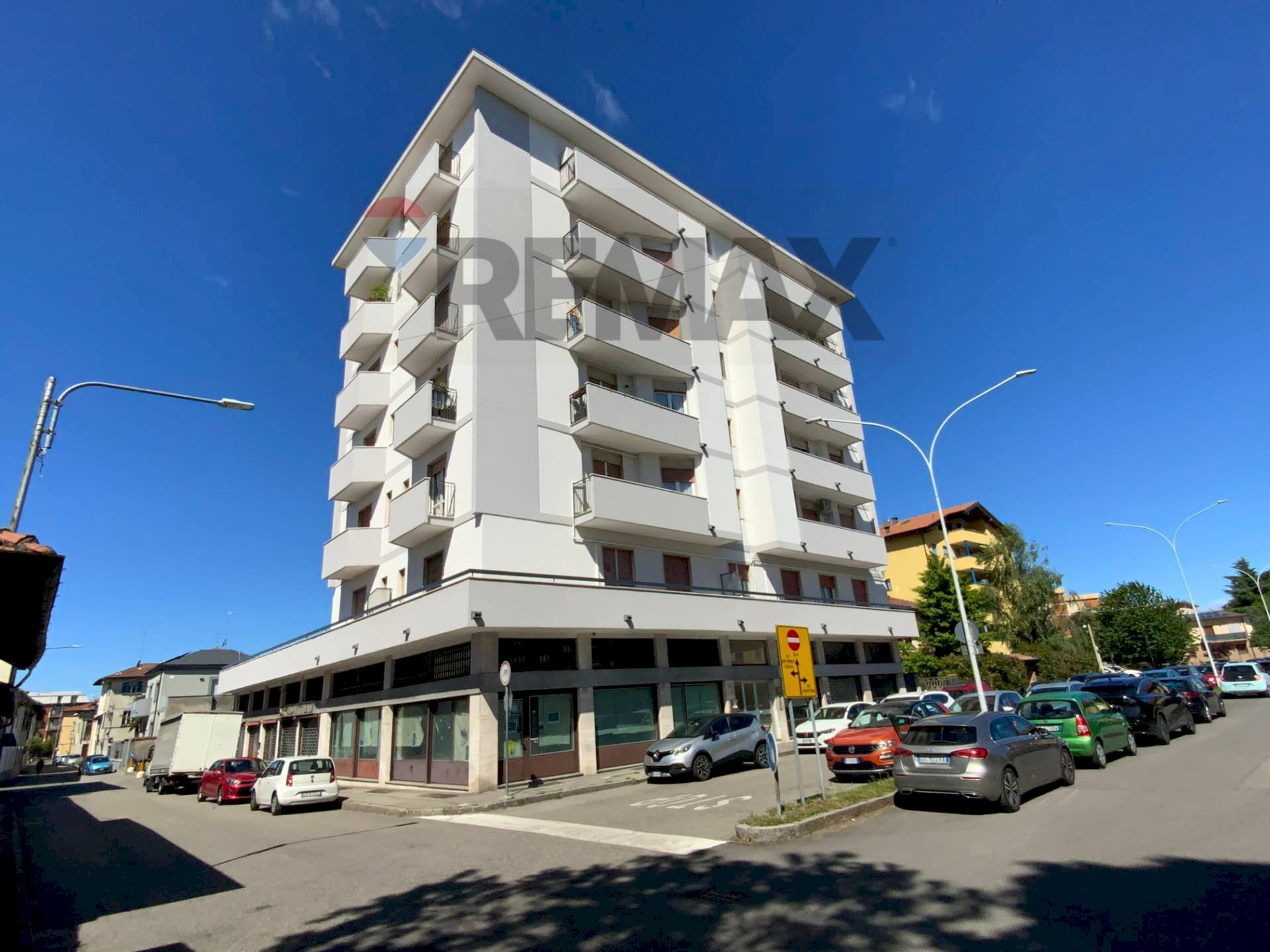 Edificio all\'aperto - Shop Via Burattana
 
1, Busto Arsizio - photo 1