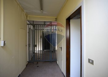 Hall / corridoio - Ufficio Via Cinque Giornate
 
55, Cassano Magnago - foto 3