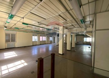 Parcheggio - Ufficio Via Cinque Giornate
 
55, Cassano Magnago - foto 16