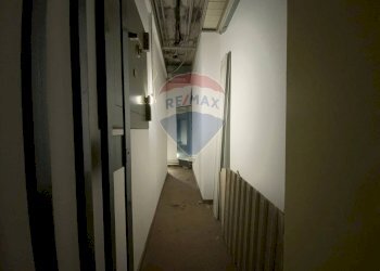 Hall / corridoio - Ufficio Via Cinque Giornate
 
55, Cassano Magnago - foto 21