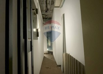 Hall / corridoio - Ufficio Via Cinque Giornate
 
55, Cassano Magnago - foto 23