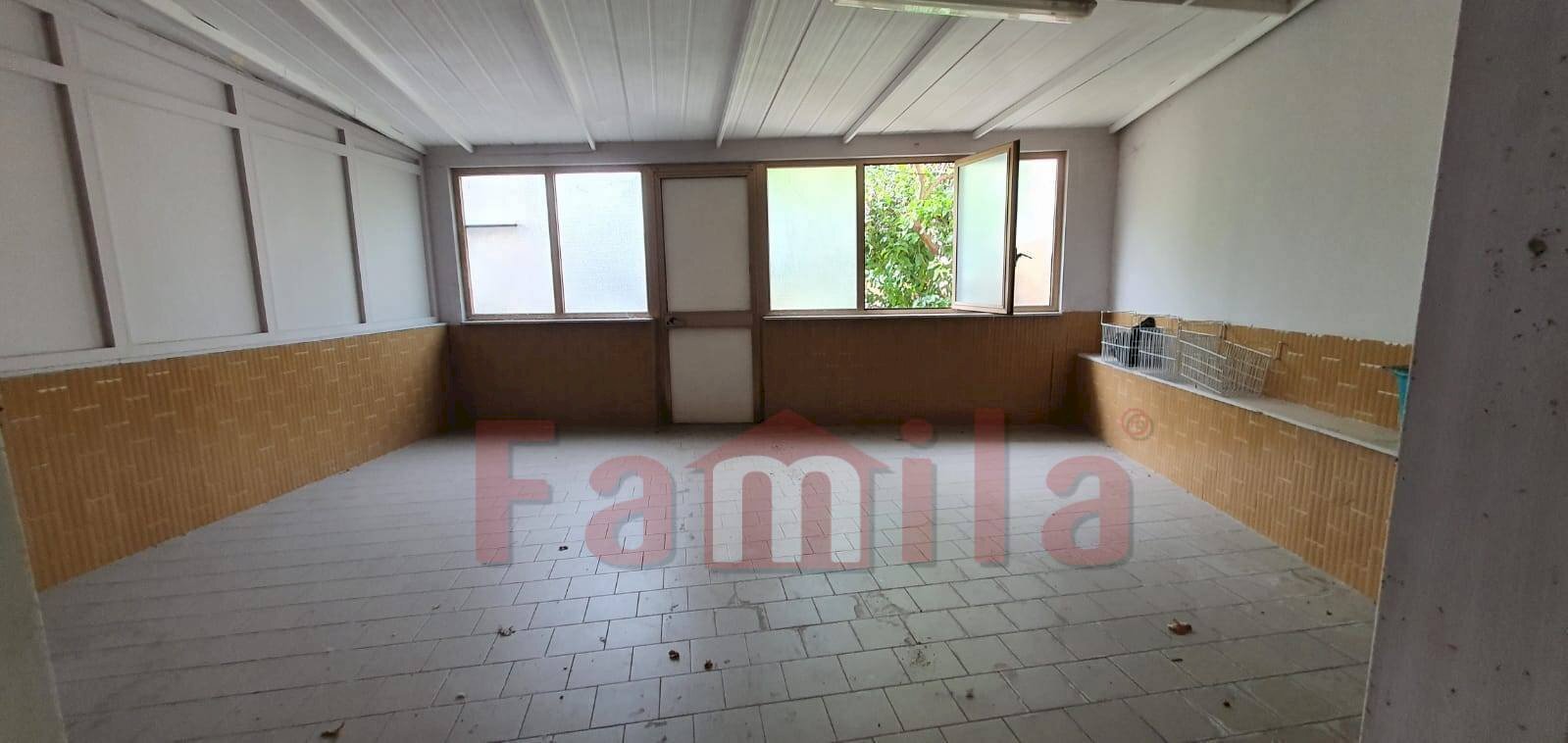 Foto 1 - Commercial Premises Mugnano del Cardinale - photo 1