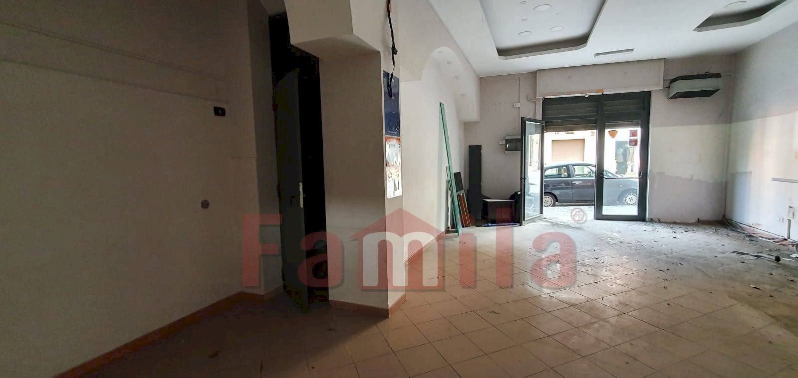 Foto 2 - Commercial Premises Mugnano del Cardinale - photo 2