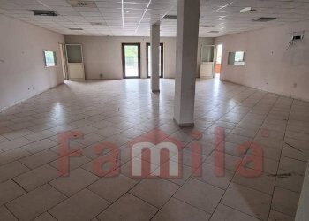 Foto 3 - Locale Commerciale Sirignano - foto 3