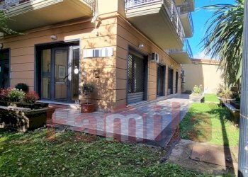 Foto 1 - Locale Commerciale Sirignano - foto 1