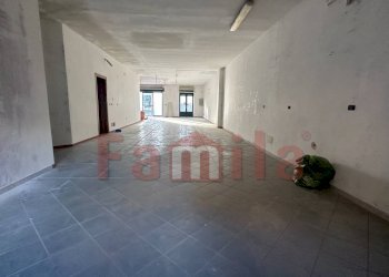 Foto 2 - Locale Commerciale Baiano - foto 2