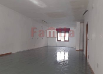 Foto 3 - Locale Commerciale Baiano - foto 3