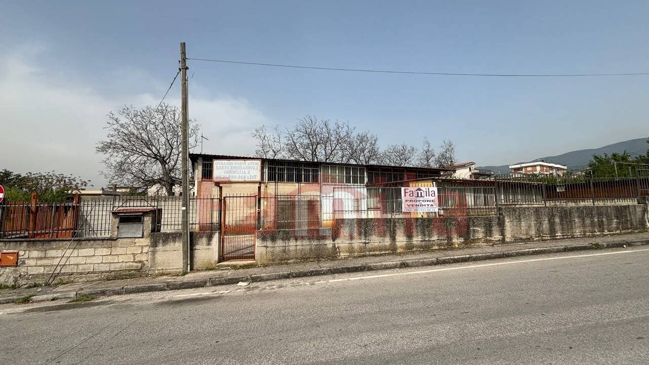 Foto 1 - Magazzino Avella - foto 1