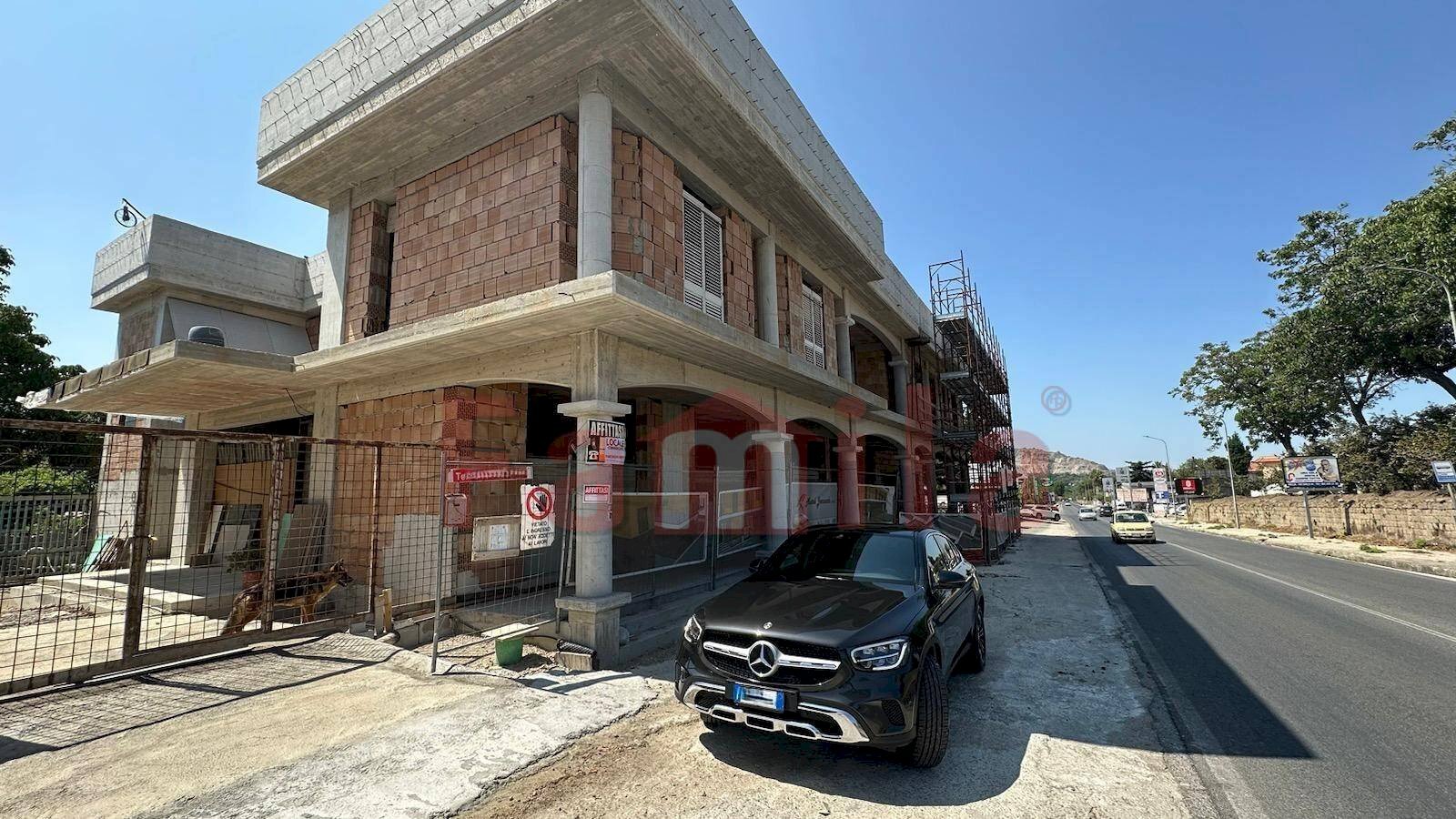 Foto 2 - Locale Commerciale Avella - foto 2