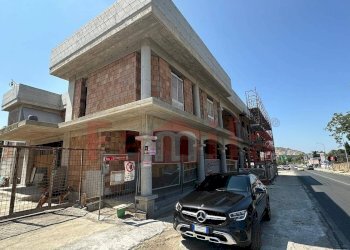 Foto 1 - Locale Commerciale Avella - foto 1