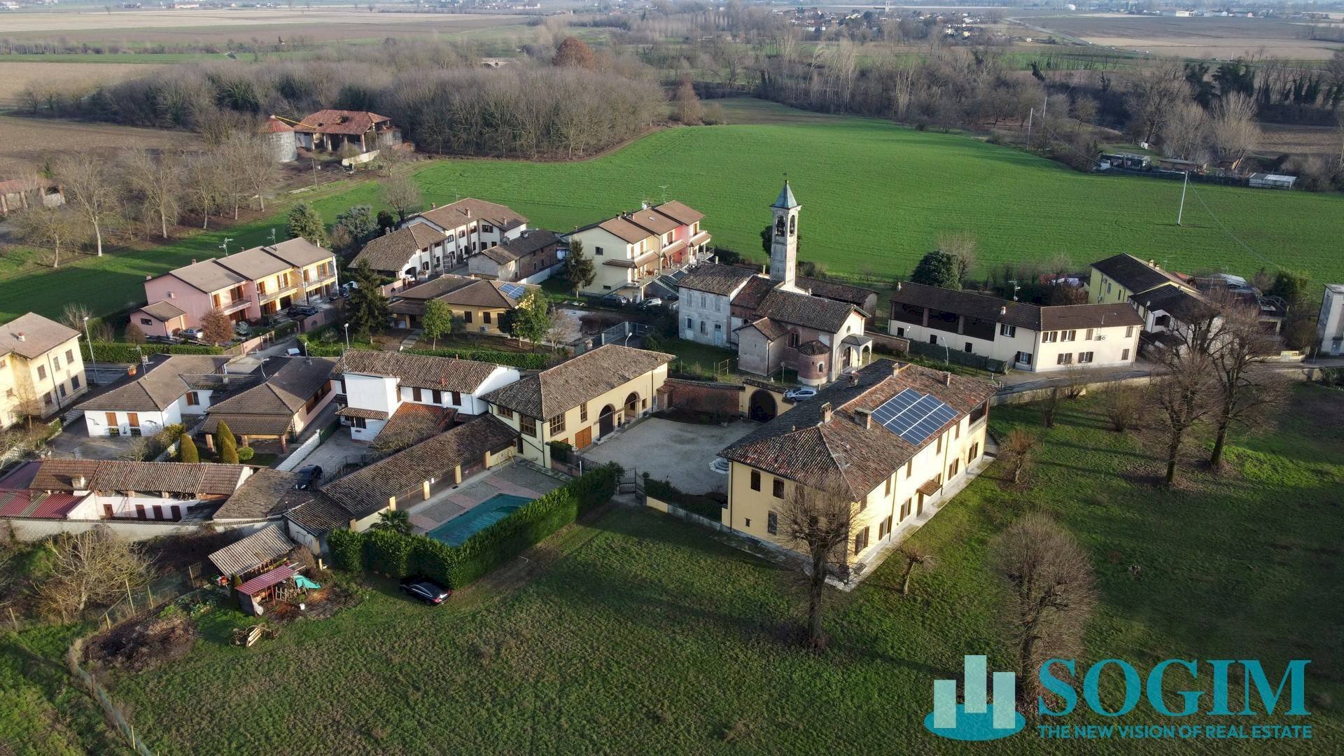 Foto 2 - Stabile - Palazzo via Milano
 
13, Marzano - foto 2