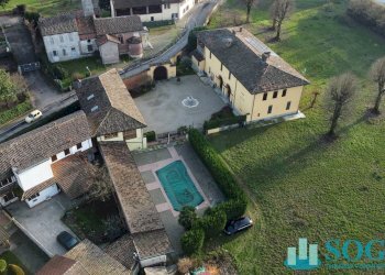 Foto 1 - Stabile - Palazzo via Milano
 
13, Marzano - foto 1