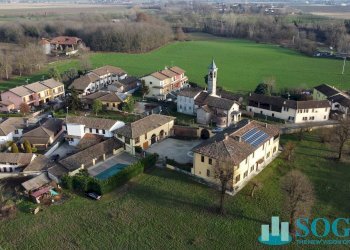 Foto 2 - Stabile - Palazzo via Milano
 
13, Marzano - foto 2