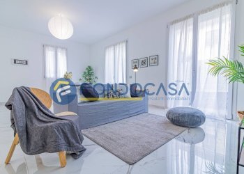 Foto 1 - Quadrilocale VIA BERNOCCHI
 
12, Cerro Maggiore - foto 1