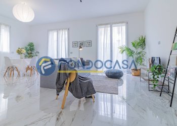 Foto 2 - Quadrilocale VIA BERNOCCHI
 
12, Cerro Maggiore - foto 2