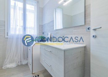 Foto 28 - Quadrilocale VIA BERNOCCHI
 
12, Cerro Maggiore - foto 28