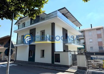 Foto 39 - Quadrilocale VIA BERNOCCHI
 
12, Cerro Maggiore - foto 39