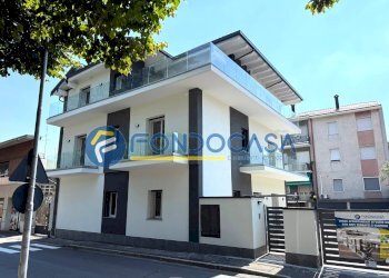 Foto 40 - Quadrilocale VIA BERNOCCHI
 
12, Cerro Maggiore - foto 40