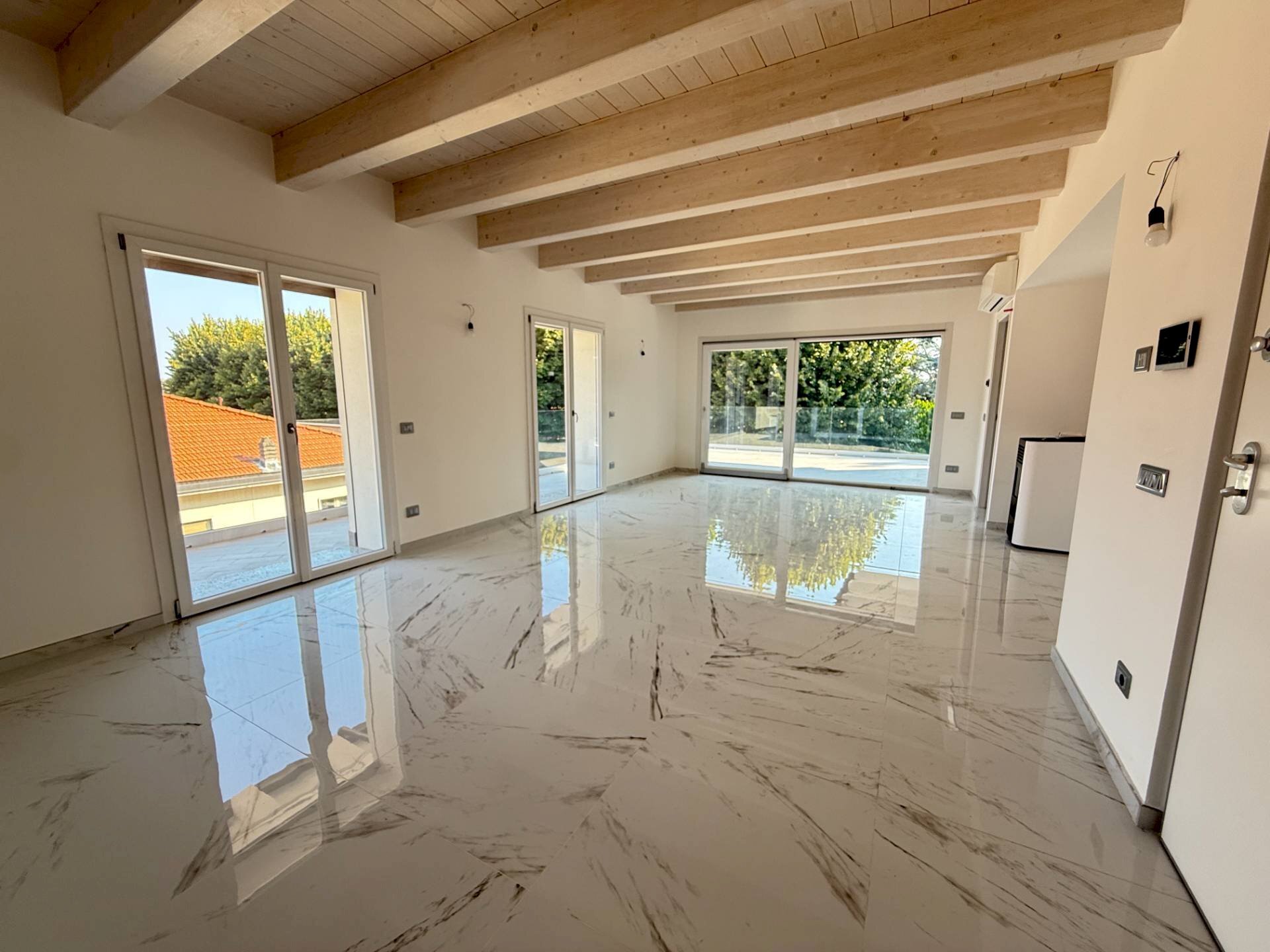 Foto 2 - Trilocale VIA BERNOCCHI
12, Cerro Maggiore - foto 2