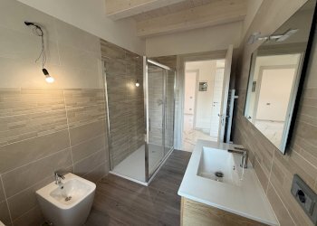 Foto 13 - Trilocale VIA BERNOCCHI
 
12, Cerro Maggiore - foto 13