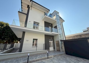 Foto 45 - Trilocale VIA BERNOCCHI
 
12, Cerro Maggiore - foto 45