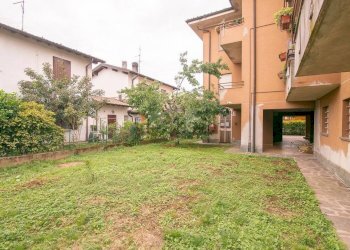 Giardino comune - Four-room apartment Via Aldo Moro
 
20, Ripalta Guerina - photo 34