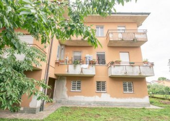 Esterno - Four-room apartment Via Aldo Moro
 
20, Ripalta Guerina - photo 36