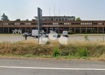 Foto 4 - Locale Commerciale ex SS 415 Paullese
 
3, Spino d'Adda - foto 4