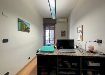 Foto 5 - Ufficio Piazzale Europa
 
2, Gallarate - foto 5