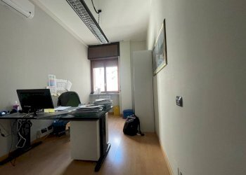 Foto 9 - Ufficio Piazzale Europa
 
2, Gallarate - foto 9