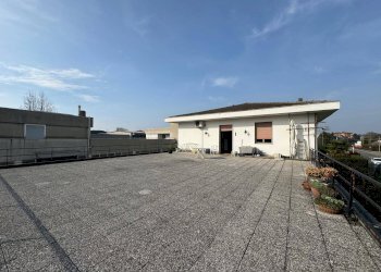 Foto 7 - Casa indipendente Via Adige, Cardano al Campo - foto 7