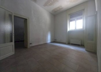 Foto 6 - Ufficio via arnaldo da brescia
 
1, Gallarate - foto 6