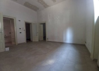 Foto 7 - Ufficio via arnaldo da brescia
 
1, Gallarate - foto 7