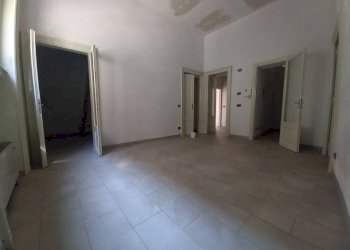 Foto 8 - Ufficio via arnaldo da brescia
 
1, Gallarate - foto 8