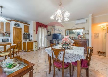 Sala da pranzo - Casa semi indipendente Via Savoca
 
105, Roma - foto 6