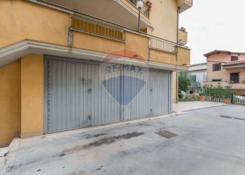 Edificio all\'aperto - Casa semi indipendente Via Savoca
 
105, Roma - foto 19