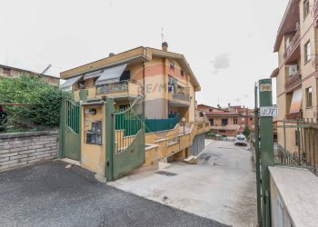 Edificio all\'aperto - Casa semi indipendente Via Savoca
 
105, Roma - foto 20