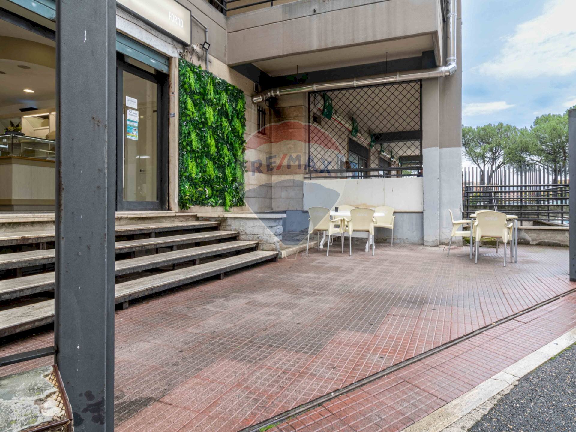 Terrazza - Locale Commerciale Via dei sambuchi
 
8, Guidonia Montecelio - foto 3