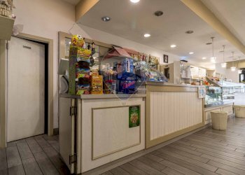 Cucina - Locale Commerciale Via dei sambuchi
 
8, Guidonia Montecelio - foto 8