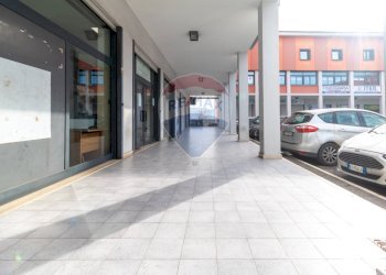 Terrazza - Attività Commerciale via della longarina
 
1, Guidonia Montecelio - foto 6