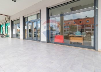 Terrazza - Attività Commerciale via della longarina
 
1, Guidonia Montecelio - foto 9