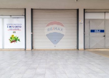 Parcheggio - Attività Commerciale via della longarina
 
1, Guidonia Montecelio - foto 12