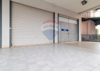 Terrazza - Attività Commerciale via della longarina
 
1, Guidonia Montecelio - foto 13