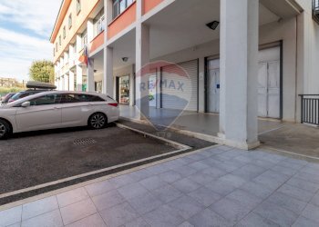 Edificio all\'aperto - Attività Commerciale via della longarina
 
1, Guidonia Montecelio - foto 18