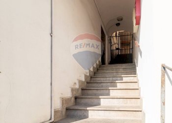 Scale - Three-room apartment VIA CAVOUR
 
69, Cave - photo 5