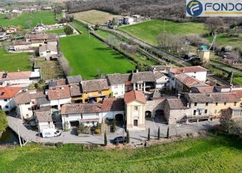 Vista dall\'alto - Rustico Via Malocco Sotto
 
20, Lonato del Garda - foto 2